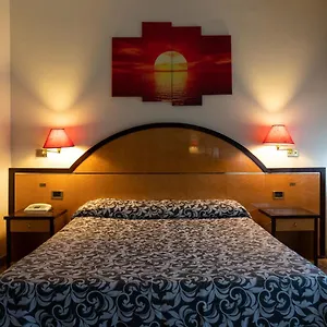 3* Hotel H&l